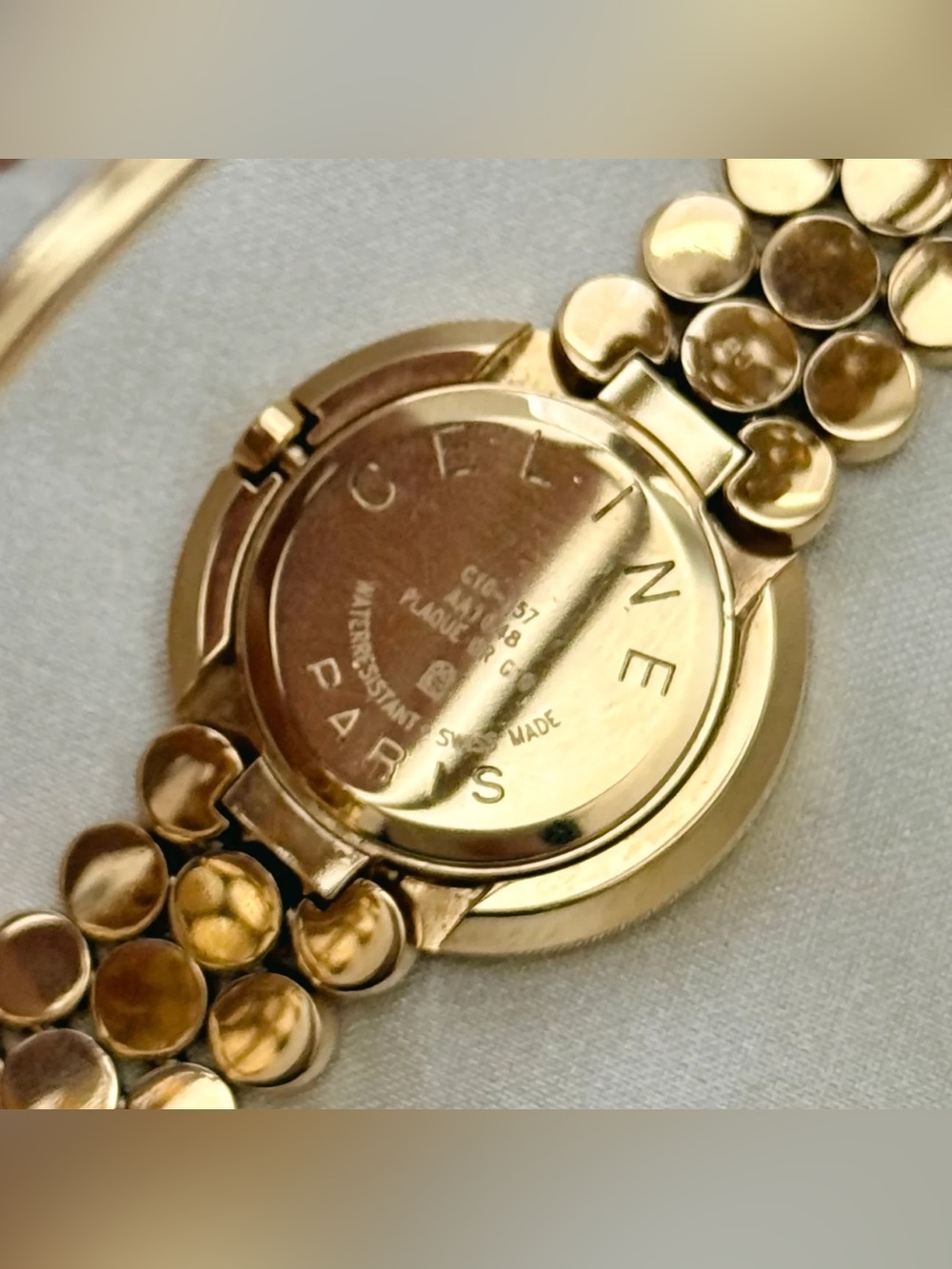 AUTHENTIC VERY RARE VINTAGE CELINE GOLD WATCH - Picture 7 of 8